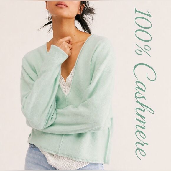 Free People Sweaters - *Free People* Sz XL 💯 Cashmere Vneck Solitaire Sweater